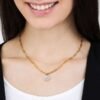 Collana Donna Luca Barra In Acciaio Dorato Con Quadrifoglio Pendente E Cristalli Bianchi 3 Verre Gioielli - l'istituzione del gioiello