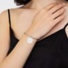 Bracciale Donna Luca Barra Rigido In Acciaio Con Piastra Rotonda Pendente 5 - Verre Gioielli Bracciale Donna Luca Barra Rigido In Acciaio Con Piastra Rotonda Pendente 1 Verre Gioielli - l'istituzione del gioiello