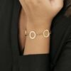 Bracciale Donna Luca Barra In Acciaio Dorato Con Cerchi E Cristalli Bianchi 1 Verre Gioielli - l'istituzione del gioiello