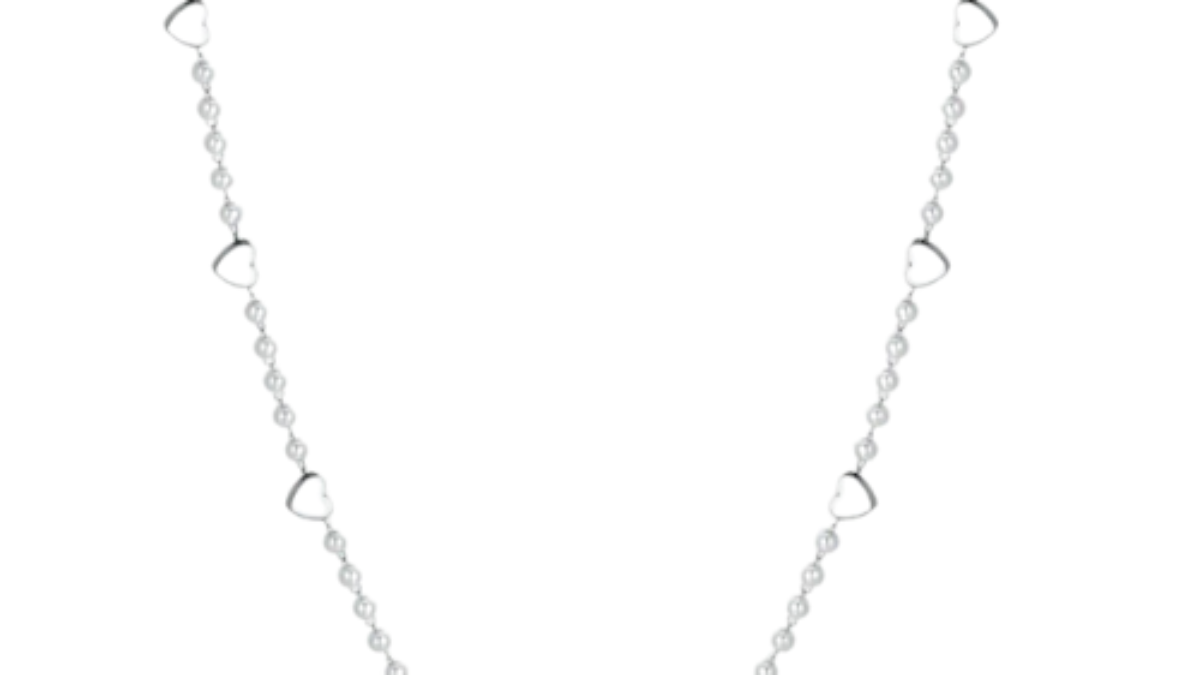 Collana fatta a mano con borchie luminose color argento e catenina
