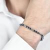 Bracciale Uomo Luca Barra In Acciaio Con Ematite Blu E Silver 5 - Verre Gioielli Bracciale Uomo Luca Barra In Acciaio Con Ematite Blu E Silver 1 Verre Gioielli - l'istituzione del gioiello