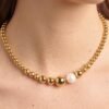 Collana Donna Brosway Con Sfere In Acciaio Dorato E Perla Di Conchiglia Perfect 5 - Verre Gioielli Collana Donna Brosway Con Sfere In Acciaio Dorato E Perla Di Conchiglia Perfect 1 Verre Gioielli - l'istituzione del gioiello
