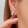 Mono Orecchino Donna Brosway A Cerchio In Argento 925 Con Cubic Zirconia Bianchi Ovali Fancy 5 - Verre Gioielli Mono Orecchino Donna Brosway A Cerchio In Argento 925 Con Cubic Zirconia Bianchi Ovali Fancy 1 Verre Gioielli - l'istituzione del gioiello