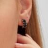 Mono Orecchino Donna Brosway A Cerchio In Argento 925 Con Cubic Zirconia Neri Ovali Fancy 5 - Verre Gioielli Mono Orecchino Donna Brosway A Cerchio In Argento 925 Con Cubic Zirconia Neri Ovali Fancy 1 Verre Gioielli - l'istituzione del gioiello
