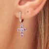 Mono Orecchino Donna Brosway A Croce In Argento 925 Con Cubic Zirconia Viola Quadrati Fancy 6 - Verre Gioielli Mono Orecchino Donna Brosway A Croce In Argento 925 Con Cubic Zirconia Viola Quadrati Fancy 2 Verre Gioielli - l'istituzione del gioiello
