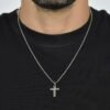 Collana Uomo Luca Barra In Acciaio Con Croce E Cristallo Nero 5 - Verre Gioielli Collana Uomo Luca Barra In Acciaio Con Croce E Cristallo Nero 1 Verre Gioielli - l'istituzione del gioiello