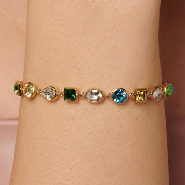 Bys Bijoux, Bigiotteria in metallo placcato oro, con smalti