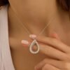 Collana Donna Stroili In Argento 925 Con Pendente A Goccia E Zirconi Bianchi 7 - Verre Gioielli Collana Donna Stroili In Argento 925 Con Pendente A Goccia E Zirconi Bianchi 3 Verre Gioielli - l'istituzione del gioiello